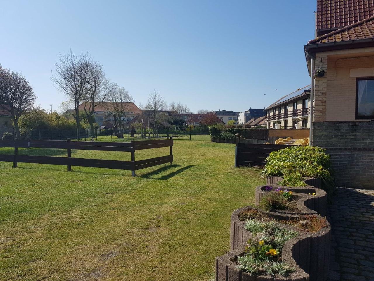 Hotel Westendia And Free Parking Top Breakfast Westende Bagian luar foto